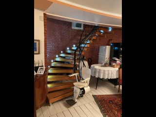 KT 62 Koltuk Tipi Merdiven Asansörü
